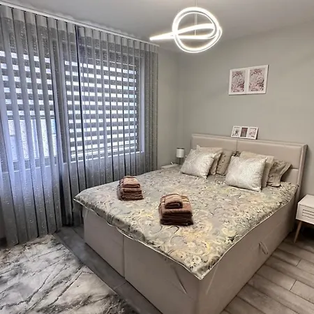 за гости Noa Sift *