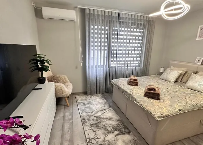 за гости Noa Sift Апартамент *